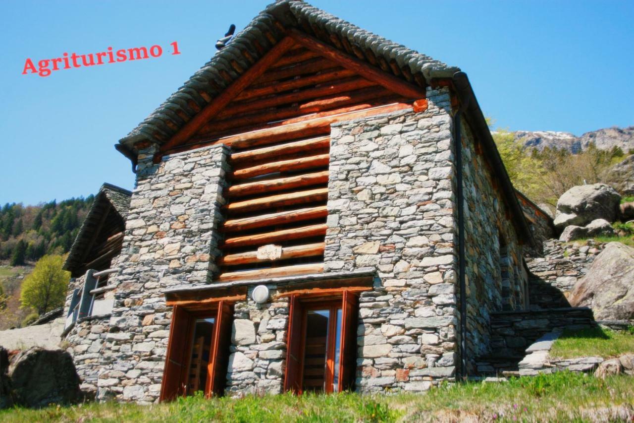 Agri Scinghioera Villa Brontallo ภายนอก รูปภาพ