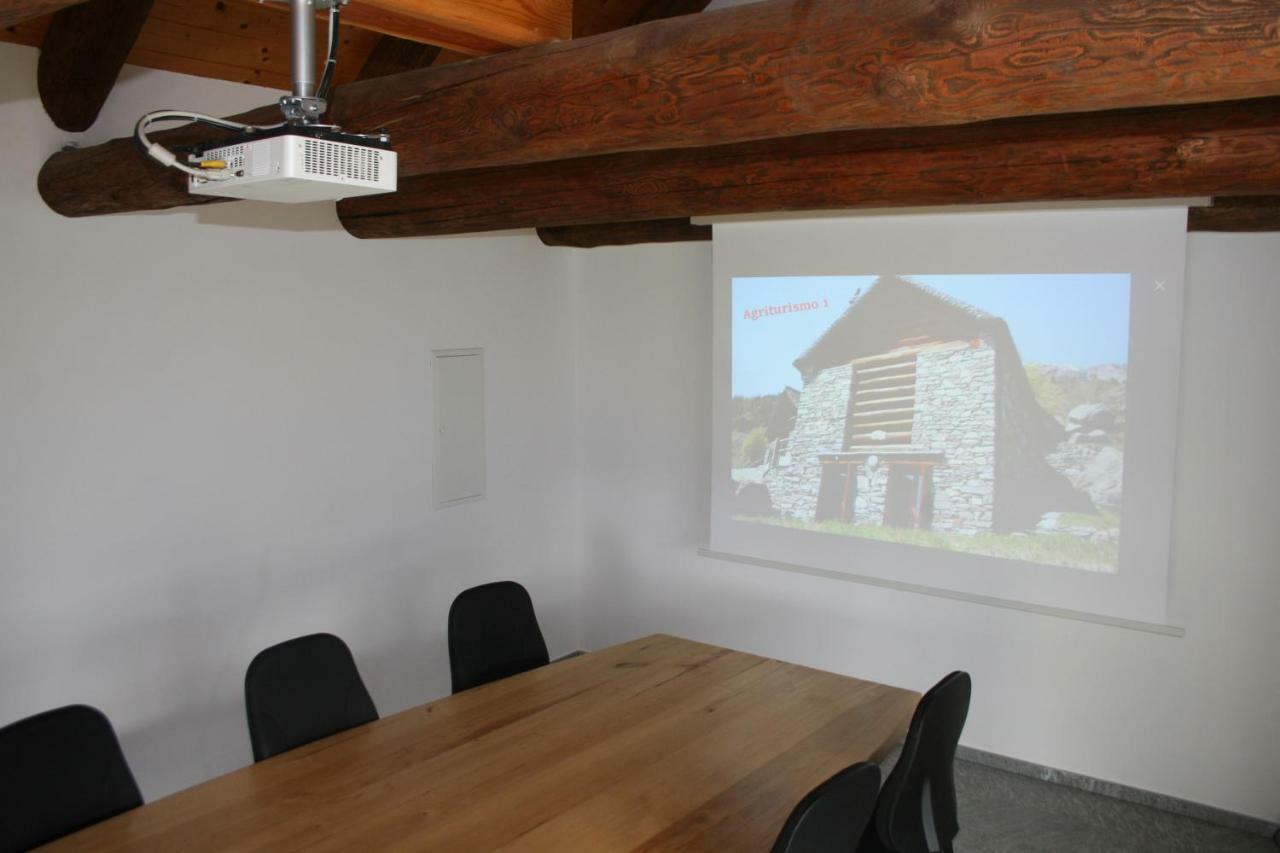 Agri Scinghioera Villa Brontallo ภายนอก รูปภาพ