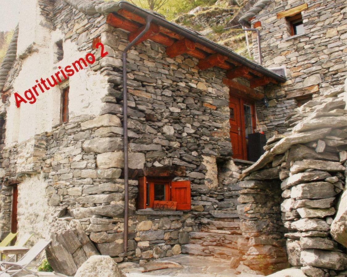 Agri Scinghioera Villa Brontallo ภายนอก รูปภาพ